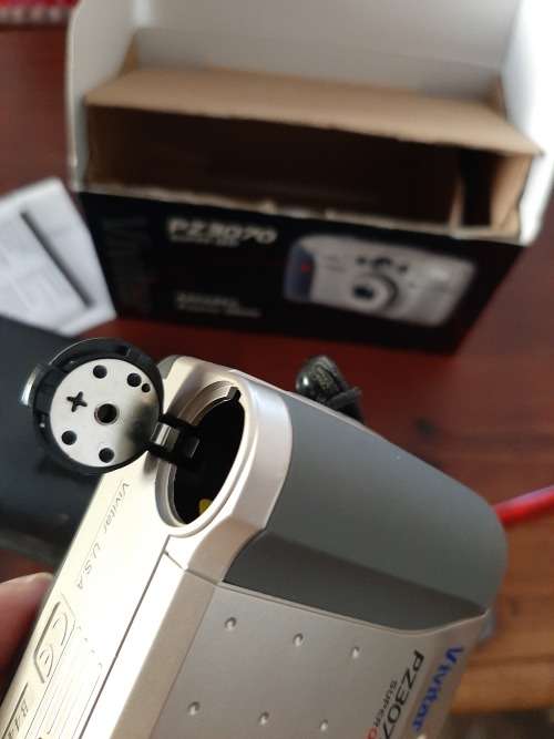 35 mm vivitar camera working