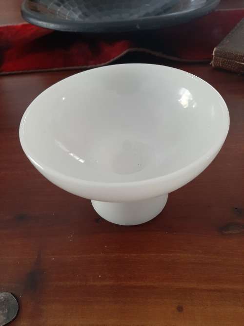 milk glass bowl