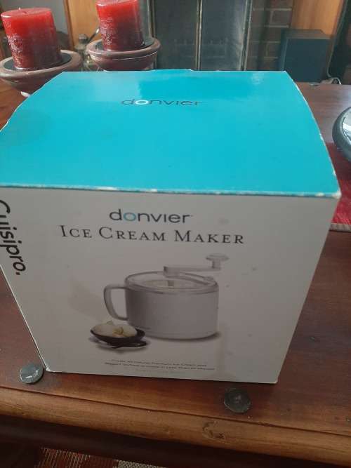 Ice cream maker donvier