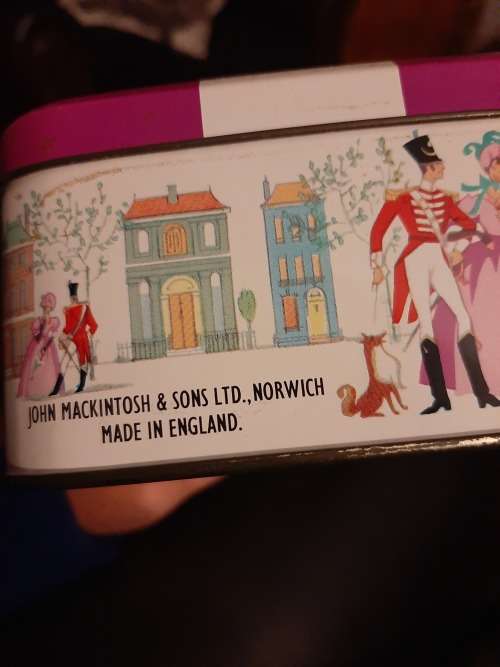 Mackintosh`s quality street tin