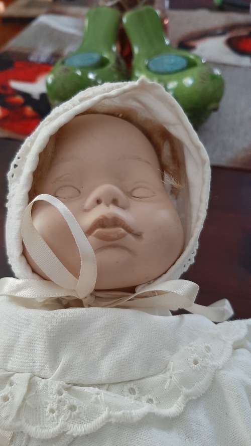 Porcelain dolls vintage