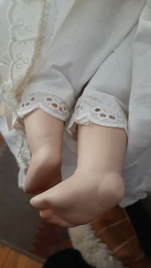 Porcelain dolls vintage