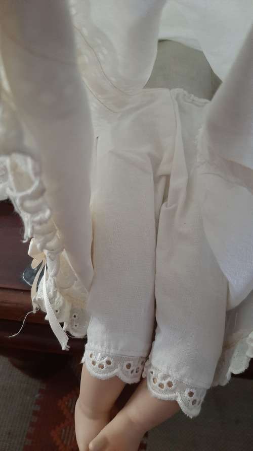 Porcelain dolls vintage