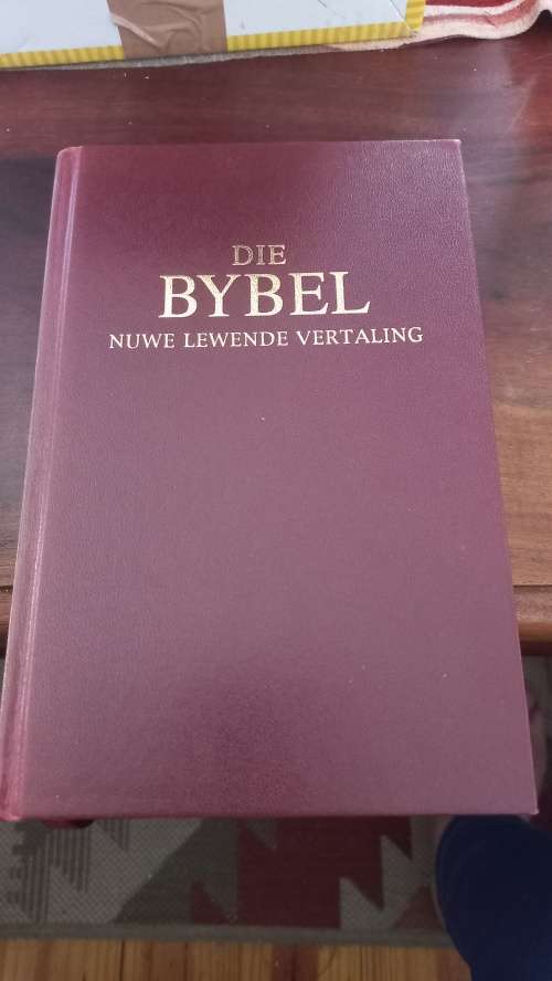 Die bybel nuwe lewende vertaling