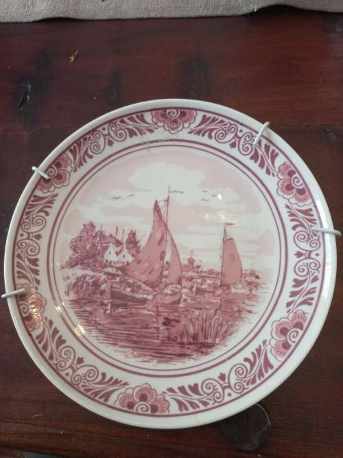 Delft plate vintage