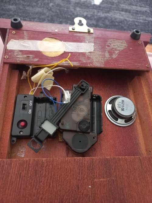 westminster chime clock battery