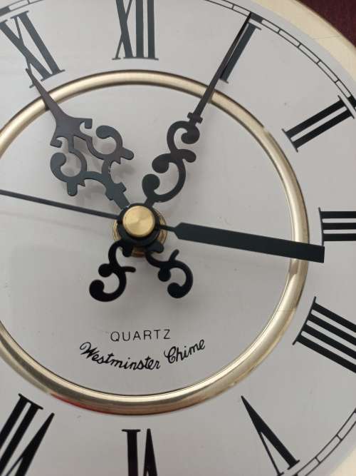 westminster chime clock battery