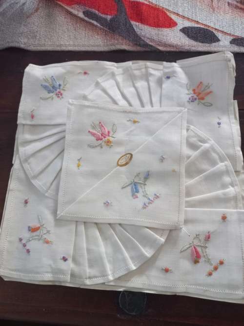 Ladies handkerchiefs 5 piece hand embroidery