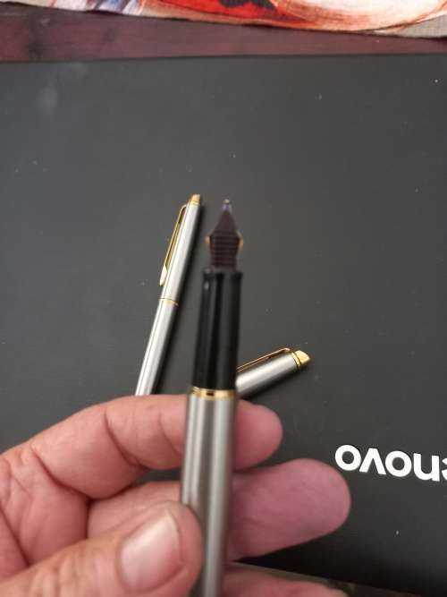 Waterman pen and fountain pen set with refills