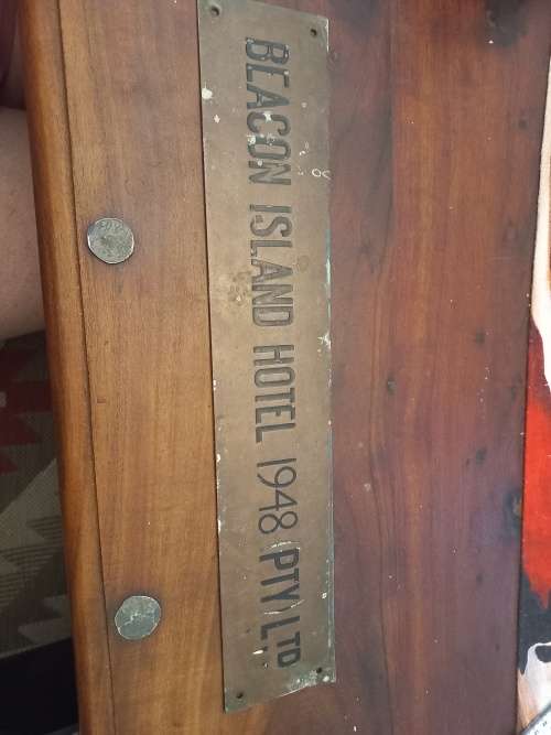 Beacon island hotel signs