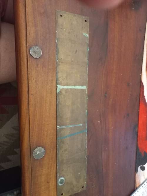 Beacon island hotel signs