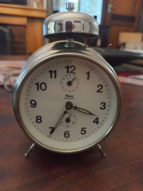 vintage insa clock made in yugoslavia