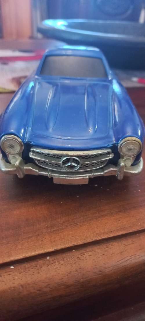 Vintage tin car