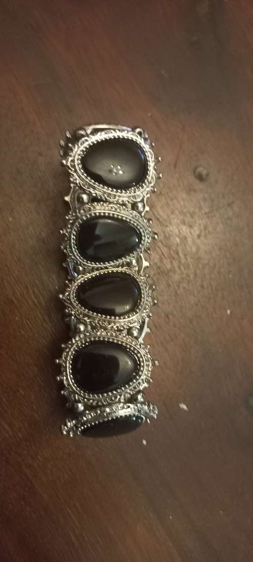 Vintage look bracelet