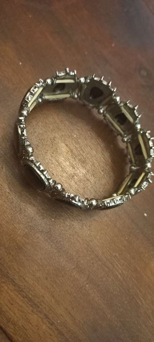 Vintage look bracelet