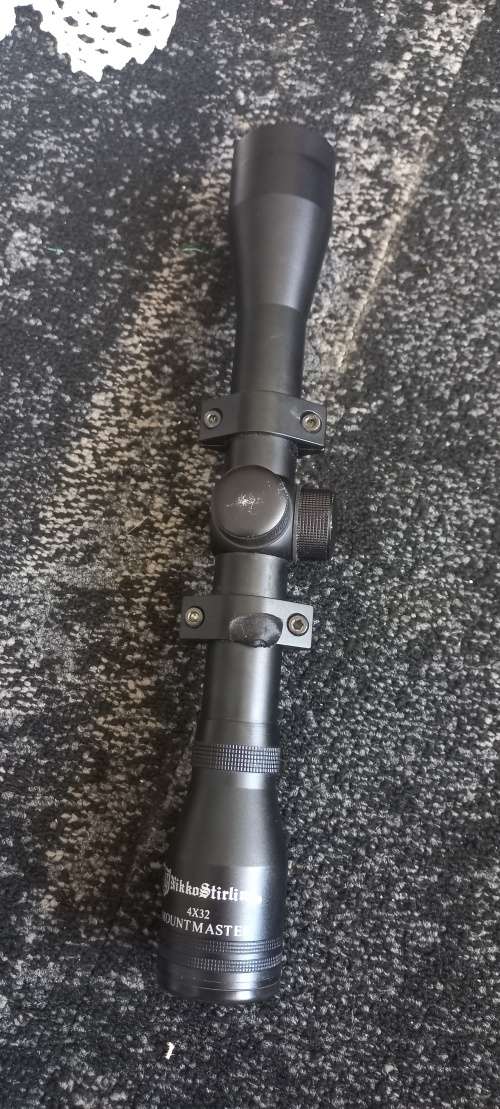 Nikko stirling 4 x 32 mountmaster scope