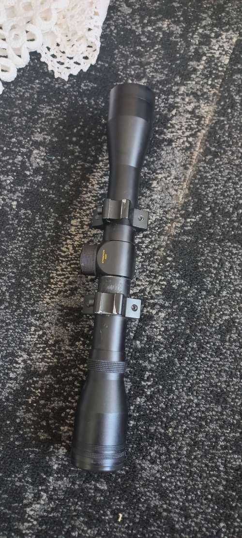 Nikko stirling 4 x 32 mountmaster scope