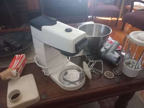 Kenwood chef with attachments