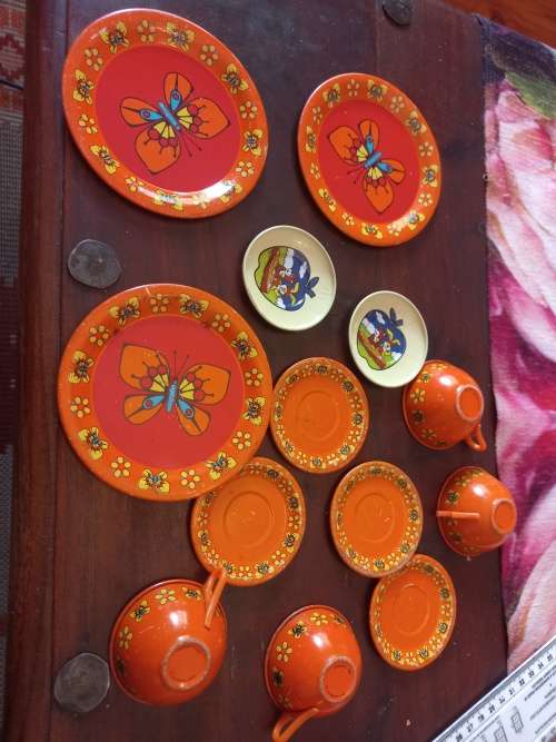 Metal kids toy set vintage 1971 island toy ltd made in hong kong