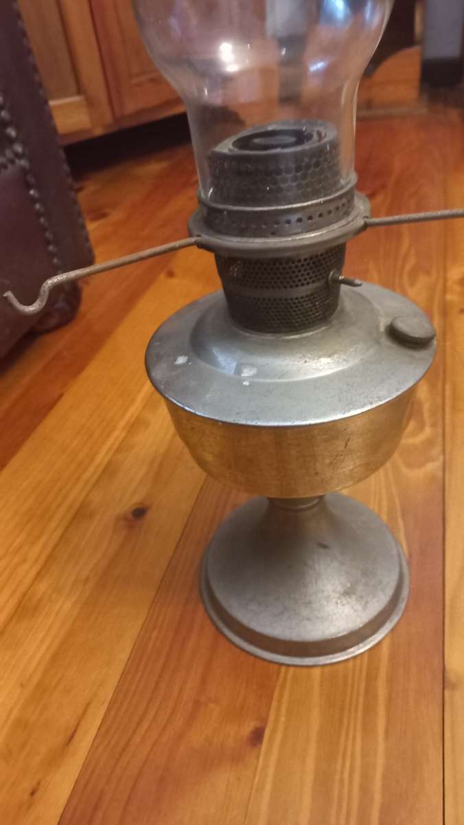 Vintage Alladin`s Lamp with lamp cover