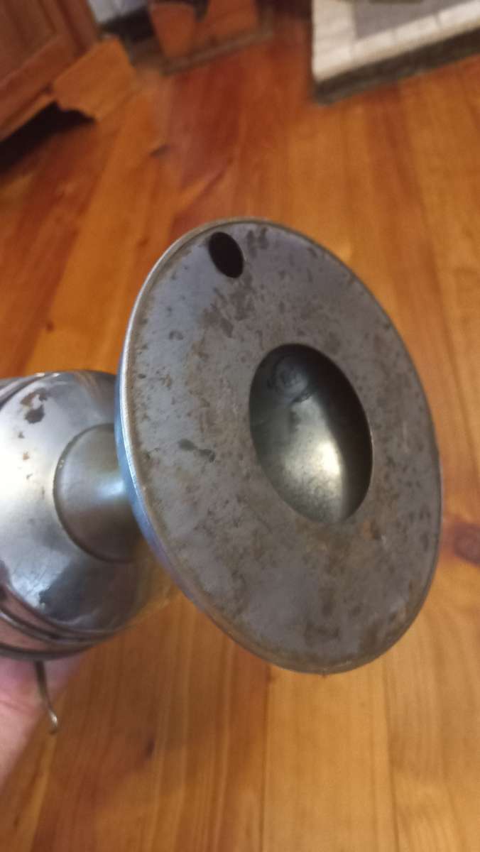 Vintage Alladin`s Lamp with lamp cover