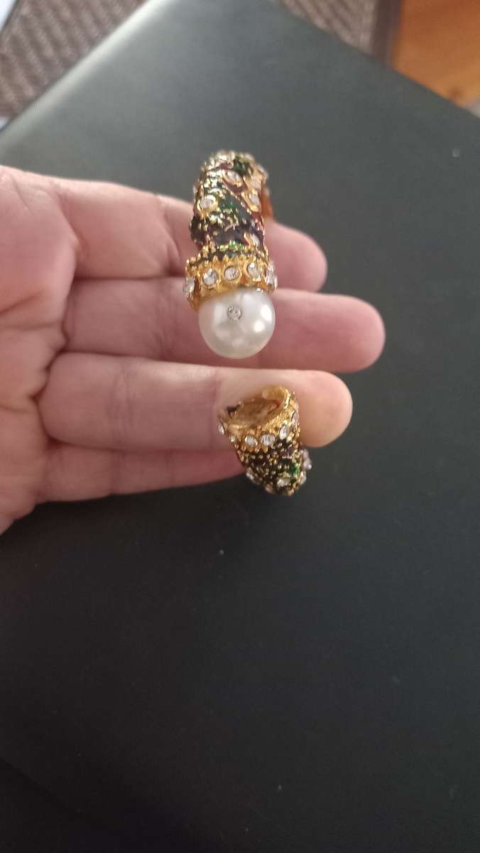 Plated Enamel Ruby Stone bracelet