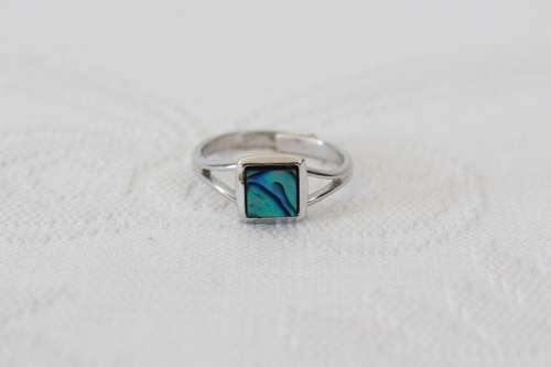 VINTAGE PAUA SEA SHELL SILVER PLATED SQUARE RING - ADJUSTABLE
