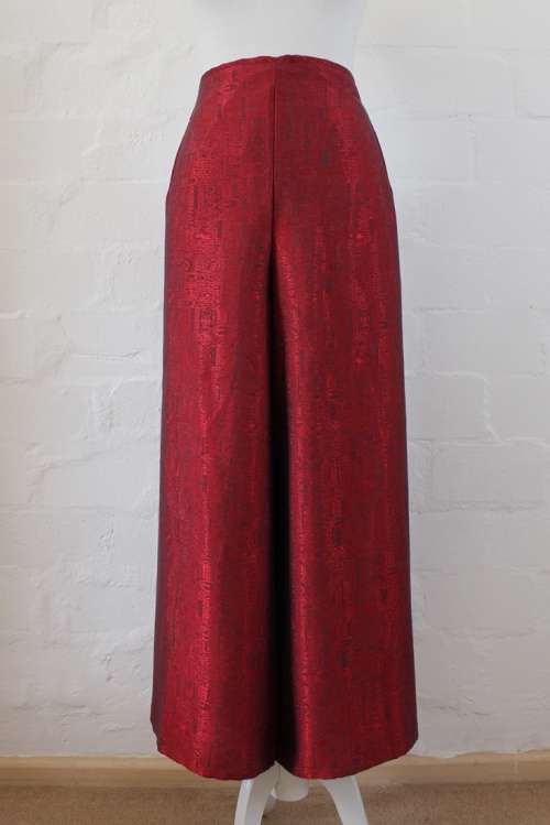 THAI SILK VINTAGE RED TIE WAIST FISHERMANS PANTS - FREE SIZE