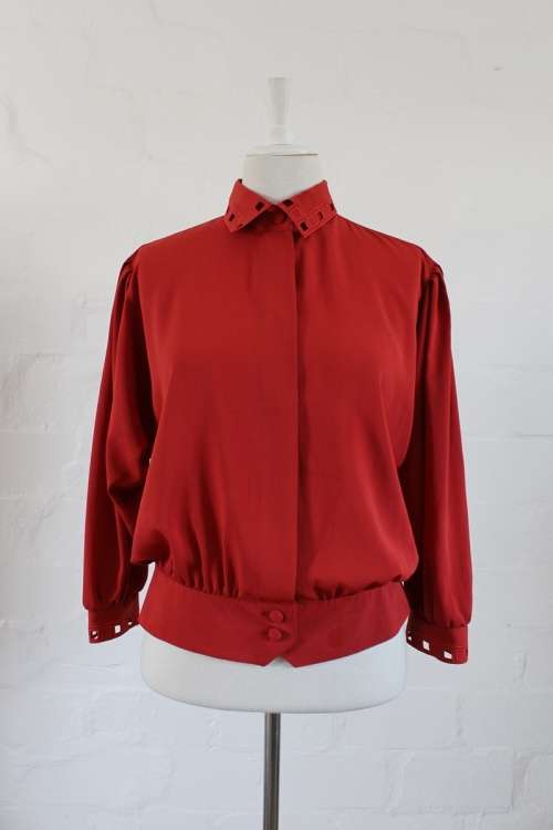 VINTAGE RED CUT-OUT DETAIL BLOUSE SHIRT TOP - SIZE 12