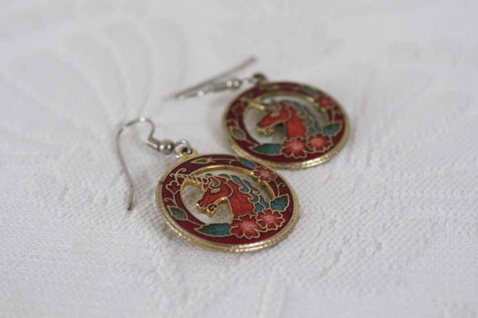 VINTAGE UNICORN CLOISONNE ENAMEL RED DROP COSTUME EARRINGS