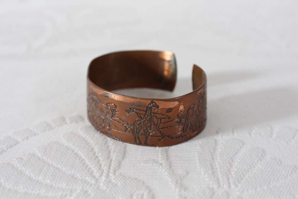 VINTAGE COPPER EMBOSSED AFRICAN ANIMAL CUFF BRACELET BANGLE