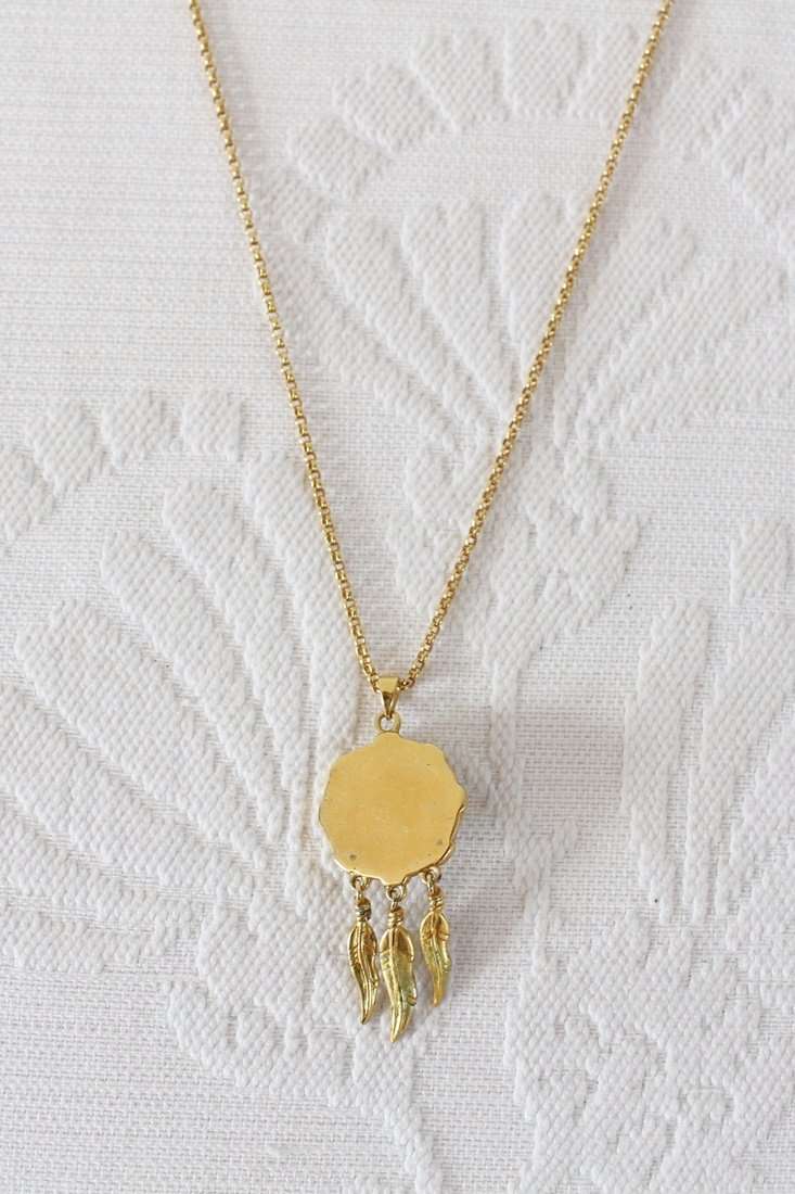 VINTAGE FAUX TURQUOISE GOLD PLATED DREAM CATCHER PENDANT NECKLACE