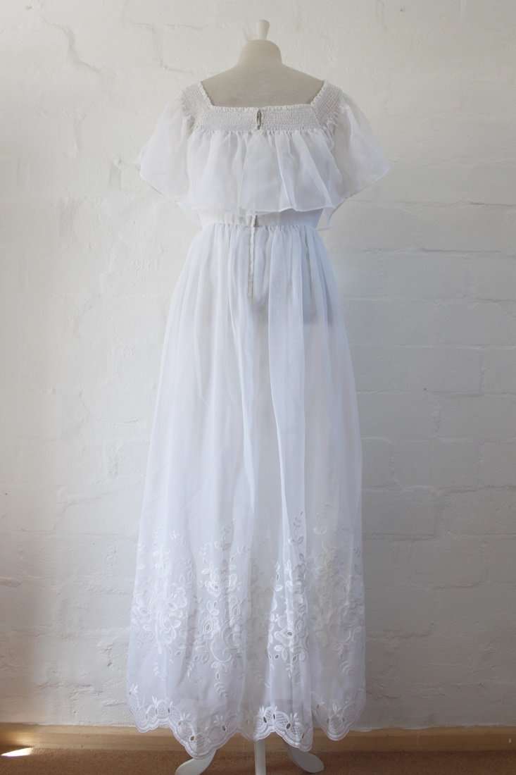 VINTAGE EMBROIDERED FLORAL OFF THE SHOULDER MAXI LONG FORMAL DRESS - SIZE 10