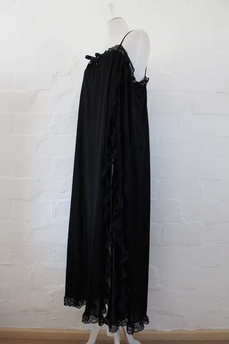 VINTAGE BLACK LACE NIGHTIE NIGHT GOWN DRESS - SIZE XL