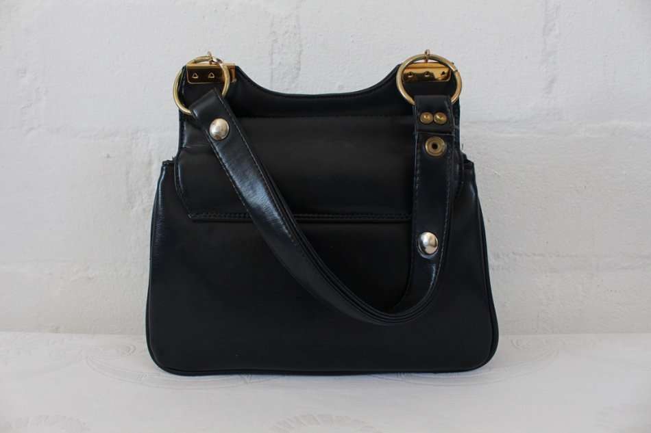 VINTAGE NAVY VINYL FAUX LEATHER HANDBAG BAG PURSE