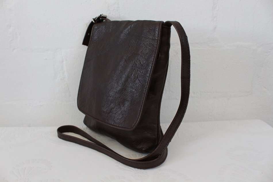 GENUINE LEATHER BROWN SLING CROSSBODY HANDBAG BAG