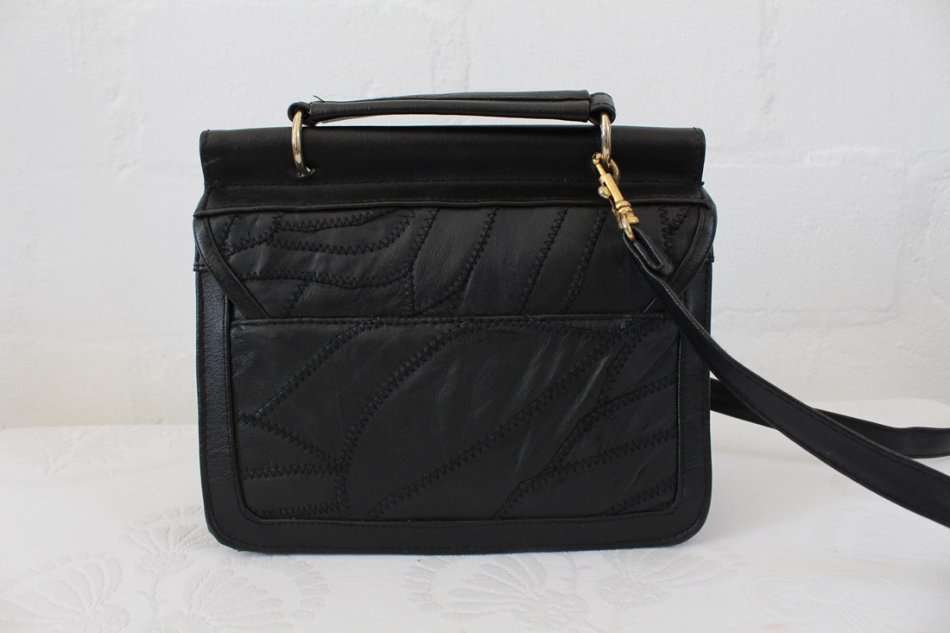 VINTAGE BLACK PATCH GENUINE LEATHER SATCHEL BAG HANDBAG