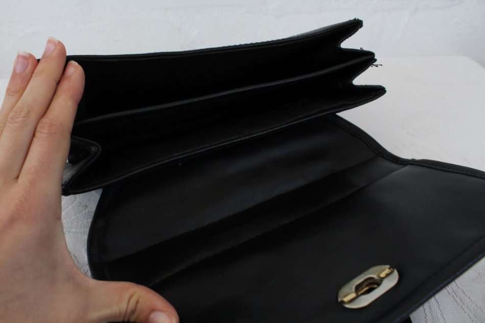 VINTAGE BLACK PATCH GENUINE LEATHER SATCHEL BAG HANDBAG