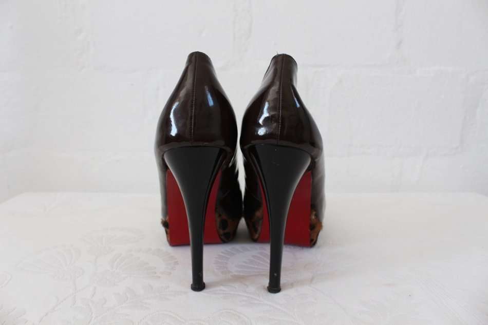 DESIGNER INSPIRED LEOPARD PRINT BROWN STILETTO HIGH HEELS - SIZE 8