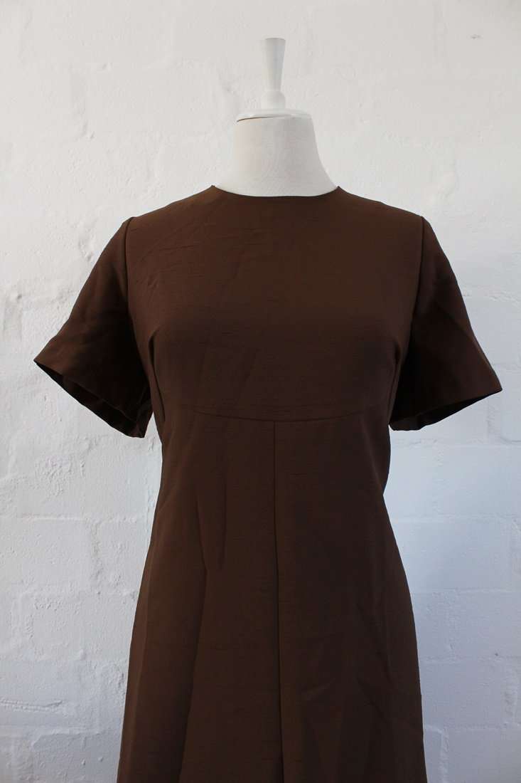 VINTAGE DARK BROWN A-LINE SHORT SLEEVE DRESS - SIZE 16