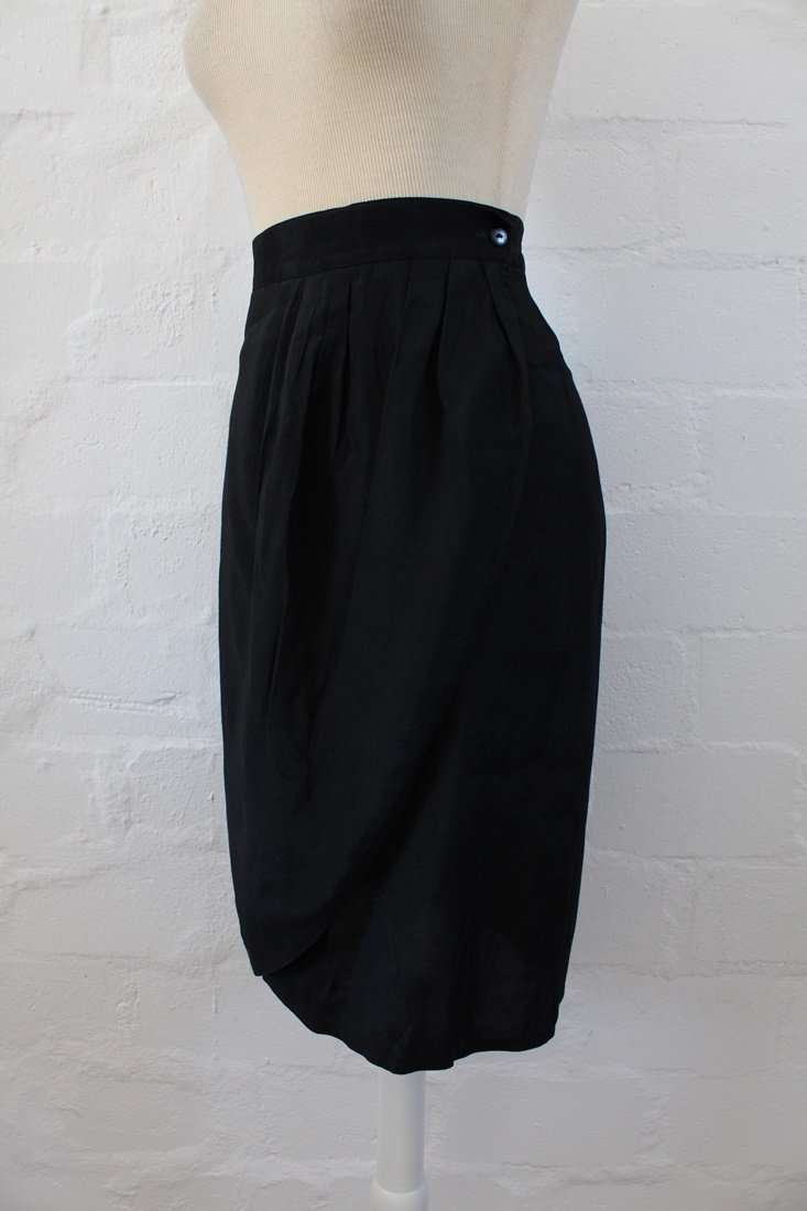 VINTAGE BLACK CROSS-OVER WRAP HIGH WAIST SKIRT - SIZE 8