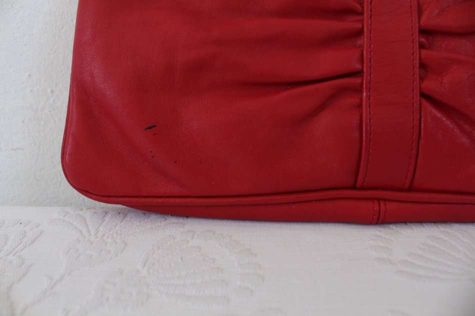 VINTAGE GENUINE LEATHER RED RUCHED CLUTCH BAG HANDBAG PURSE