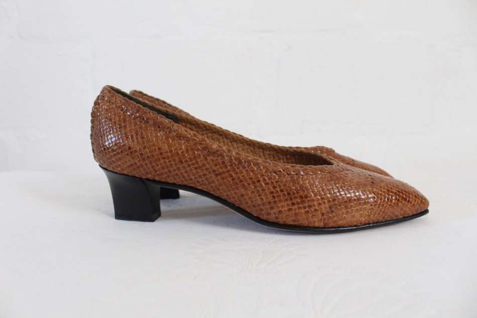 *BALLY* VINTAGE GENUINE LEATHER WOVEN BROWN HEELS SHOES - SIZE 5