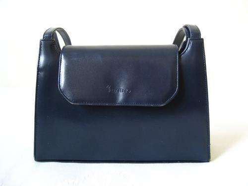Raf valentino online