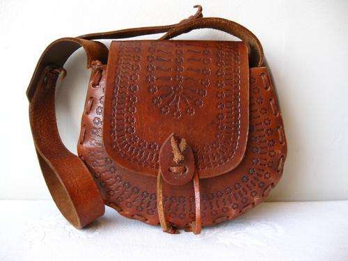 VINTAGE GENUINE LEATHER TAN TOOLED HANDMADE HANDBAG SLING BAG - ARGENTINA