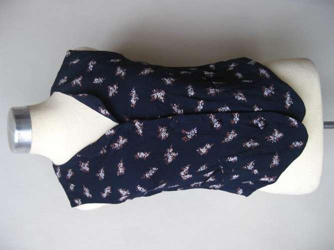 *SALE* VINTAGE NAVY BLUE FLORAL PRINT WAISTCOAT TOP SHIRT - SIZE S