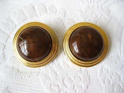 VINTAGE LARGE BROWN SWIRL GOLD PLATED CLIP-ON EARRINGS