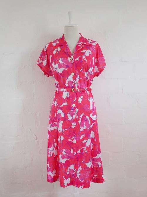 *NEW YEAR SALE - 50% OFF* VINTAGE PINK WHITE FLORAL PRINT BELTED BUTTON DOWN DAY DRESS - SIZE 14