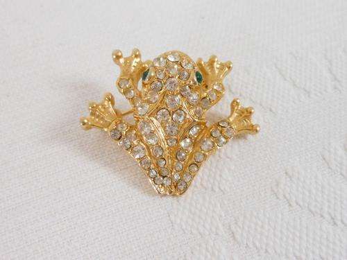 VINTAGE FROG GOLD PLATED RHINESTONE CRYSTAL BROOCH PIN