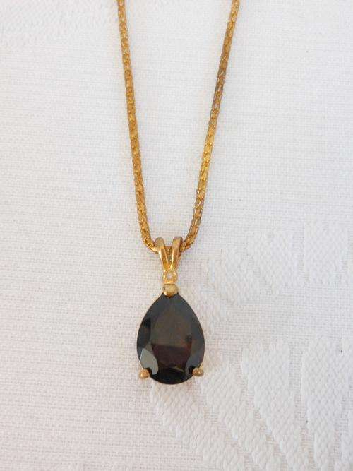 VINTAGE GOLD PLATED BROWN PENDANT CHAIN NECKLACE